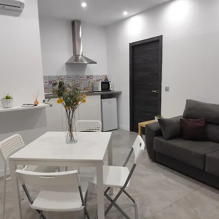 Rafael Apartment *